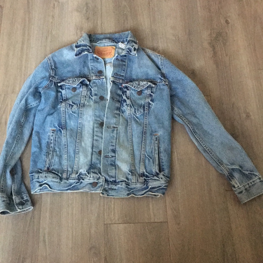 Levi’s Trucker Jacket SMALL